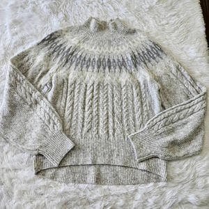 Abercrombie & Fitch Fair Isle Gray Mock Neck Balloon Sleeve Sweater. Size M